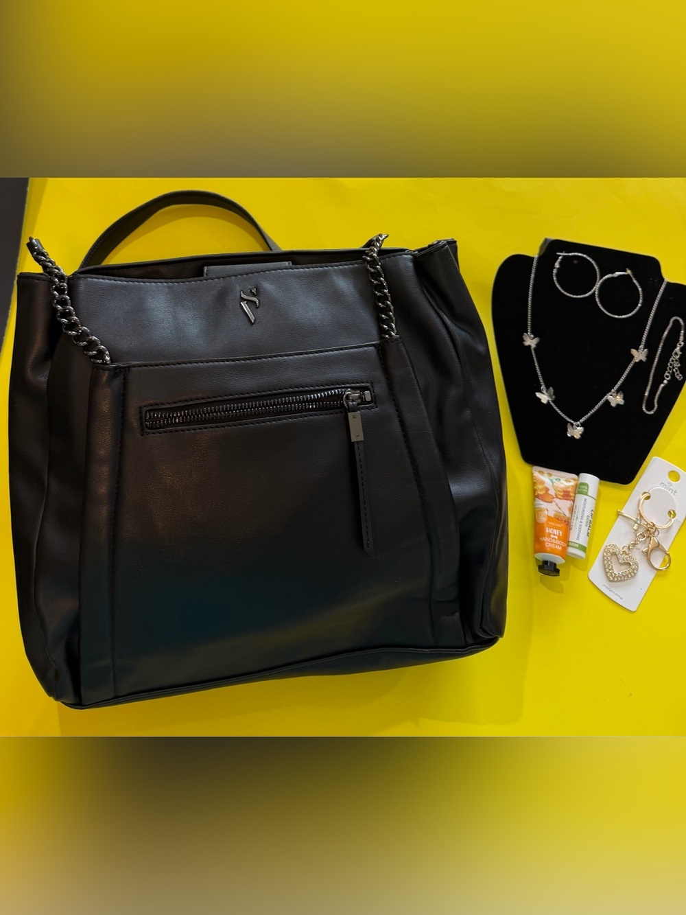 Simply Vera Vera Wang Black Leather Chain-Handle Messenger Bag